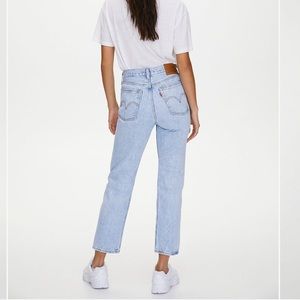 Levi’s Wedgie Straight